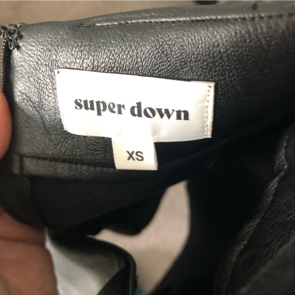 NWOT Faux-leather Mini Skirt with Slit - Picture 5 of 5